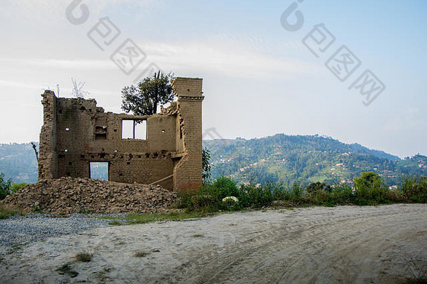 尼泊尔地震摧毁房屋
