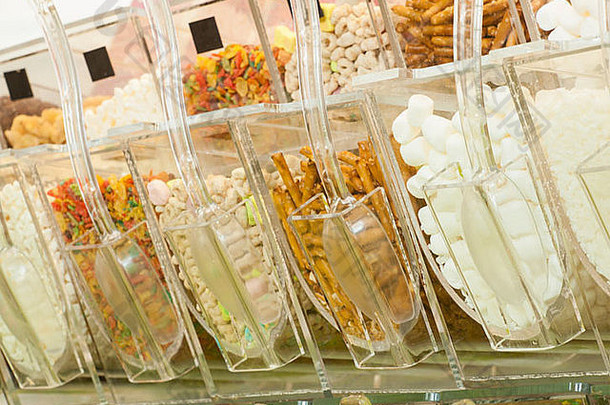 ‎冻结酸奶配料酒吧酸奶配料不等新鲜的水果坚果现摘的糖果糖浆洒