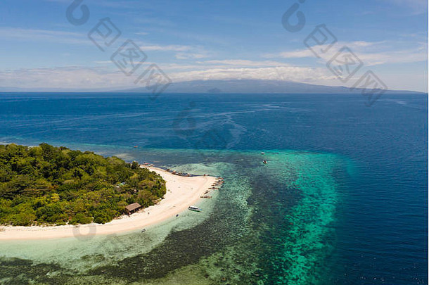 白色桑迪岛珊瑚珊瑚礁白色沙洲环礁岛甘米银菲律宾空中视图海景白色沙子岛