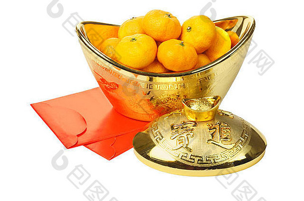 中国人一年普通话橙子黄金锭容器红色的包白色背景