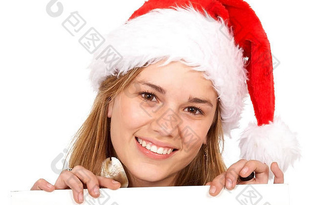 手持圣诞白卡的女圣诞老人——在白色背景上微笑