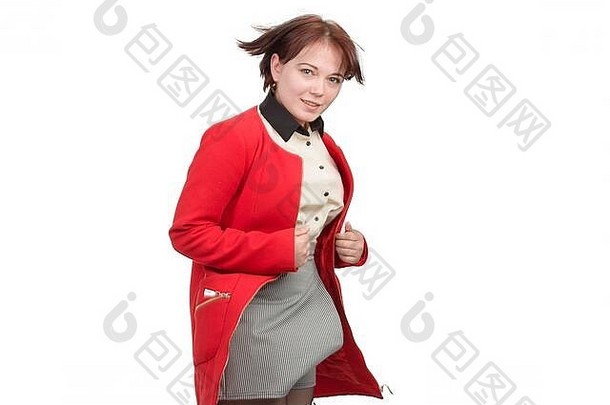 一位年轻的女商人，短发，白色上衣，格子裙，红色夹克，白色背景