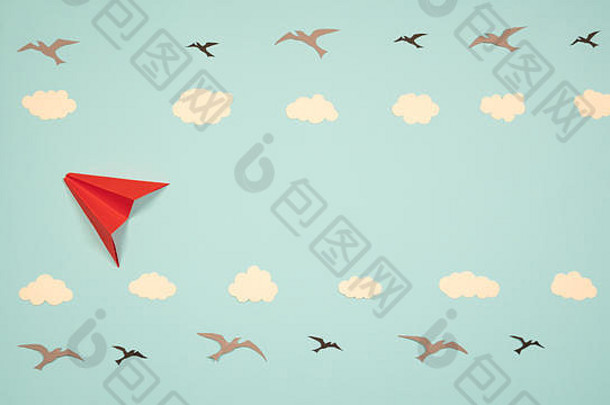纸飞机飞行天空云鸟起飞概念标志市场营销旅行空气飞行