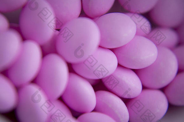 粉红色的药片治疗甲状腺机能亢进动物