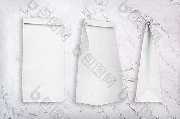 白色空白纸袋，用于午餐、派对或婚礼礼物