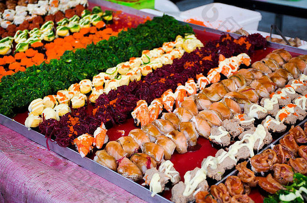 日本厨房寿司泰国风格各种一流的出售街食物市场曼谷泰国