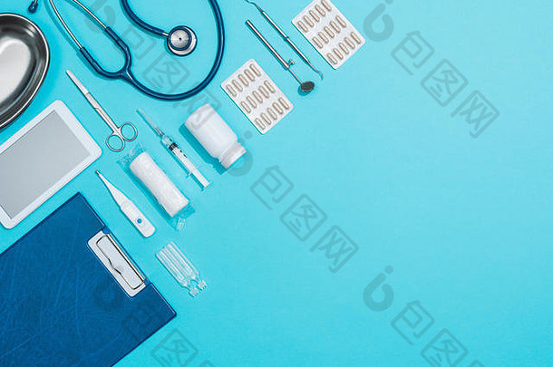 医生工具医疗配件桌子上空白复制空间医学医疗保健概念