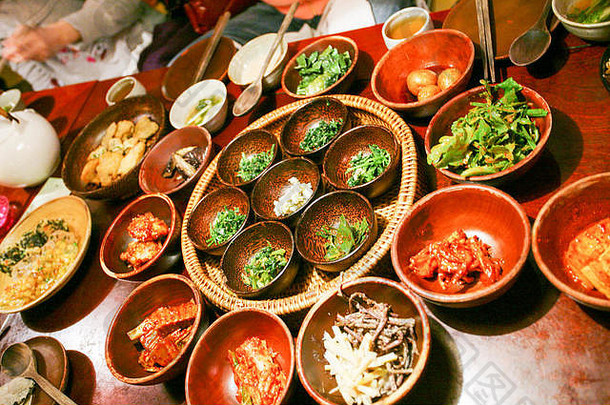 完整的表格朝鲜文泡菜朝鲜文餐