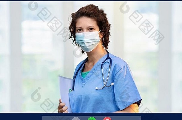 隔离期间与医生视频聊天。医院工作人员在线咨询冠状病毒大流行。使用电脑或手机进行电话会议。