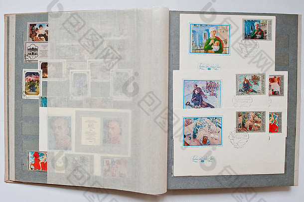 从苏联印刷的集邮册中收集邮票