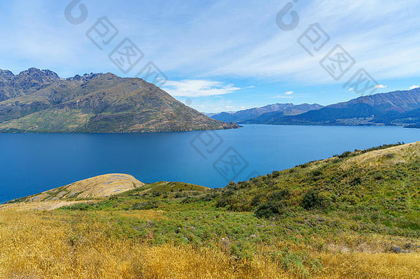 新西兰奥塔哥，昆斯敦，南阿尔卑斯山，瓦卡蒂普湖，徒步旅行jacks point track