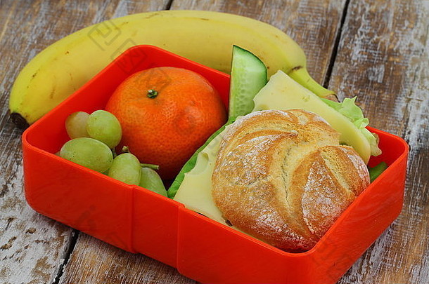 午餐盒子奶酪三明治普通话葡萄香蕉