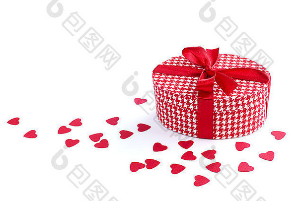 情人节一天礼物盒子纸心孤立的白色背景