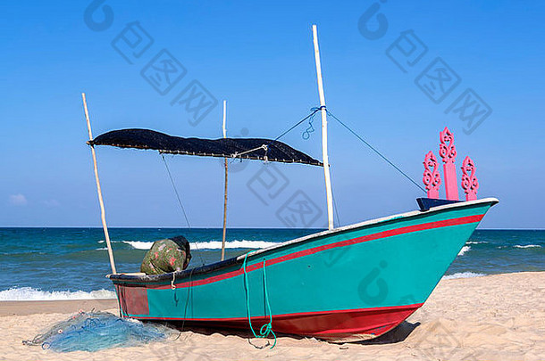 马来西亚丁加努彩色传统渔船