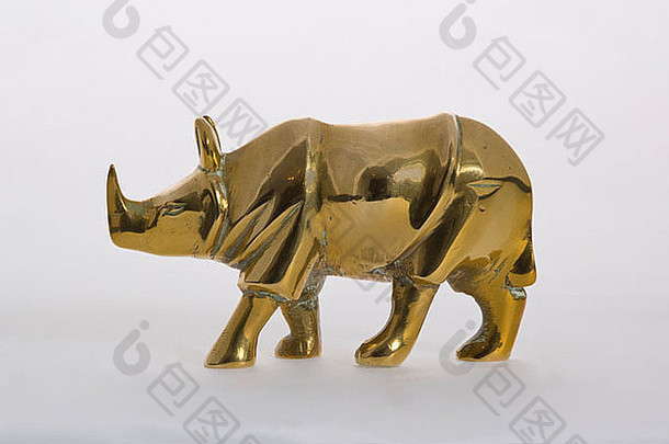 黄铜犀牛