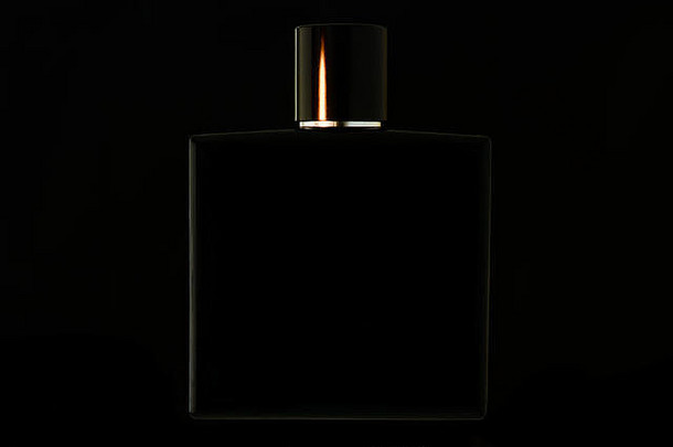 美丽的奢侈品瓶法国香水闪亮的封面黑暗黑色的背景