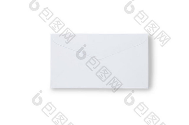 用剪贴路径在白色背景上隔离的特写纸信封。纸信封di切割路径只需使用创建您的任何设计。