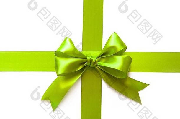 白色背景上的带蝴蝶<strong>结</strong>的绿色丝带作为礼物