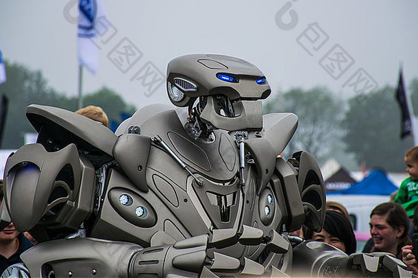 2014年肯特郡展会上的机器人泰坦
