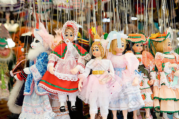 在捷克共和国布拉格出售的木偶