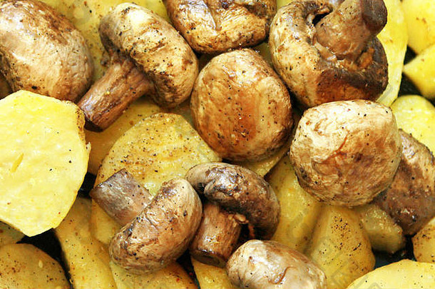 烤土豆蘑菇