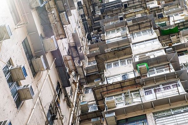 运行生活季度在香港香港拥挤的住宅公寓