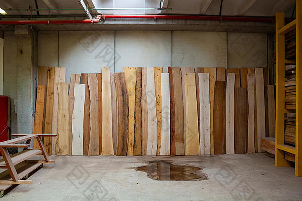 选择高质量木板准备好了世界宽航运堆栈橡木雪松螺母松贝壳杉木板