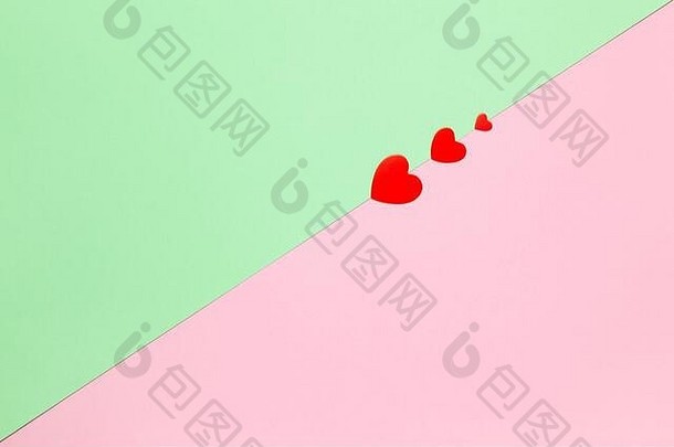 节日春天平躺红色的心柔和的的双色背景粉红色的绿色复制空间3月2月生日情人节
