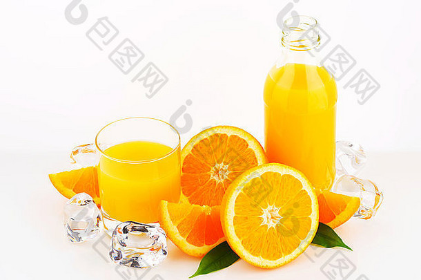 鲜橙汁和冰