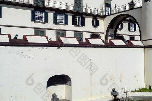 欧盟葡萄牙马德拉Funchal古城的建筑特写摘要