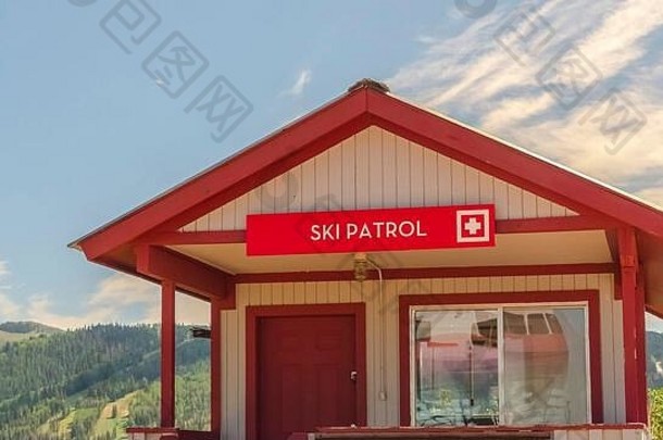 公园城犹他州避暑山庄淡季滑雪巡逻用Pano木制建筑