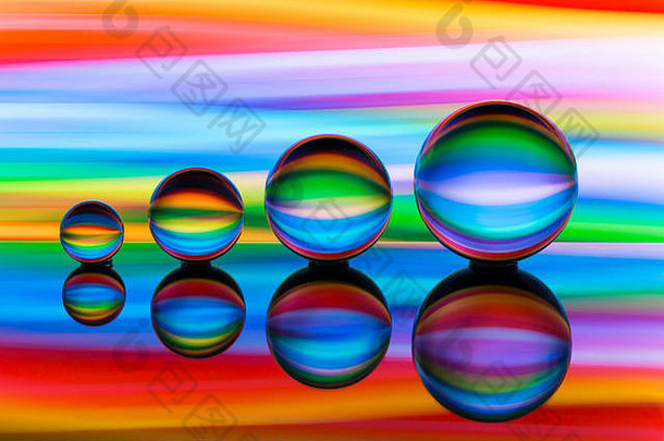 行玻璃水晶球镜头球五彩缤纷的彩虹光绘画
