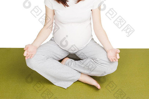 孕妇练习瑜伽