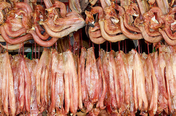 干鱼出售市场siem收获柬埔寨