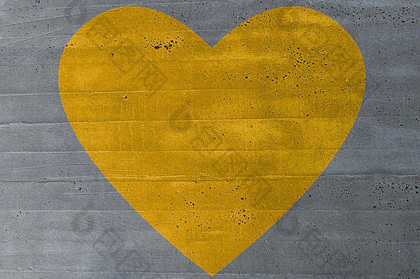 水泥纹理背景上的心脏概念。