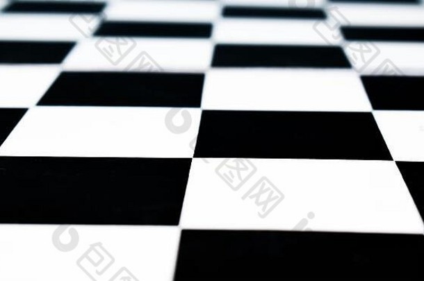 孤立的黑色的白色彩色的国际象棋董事会国际象棋棋子前