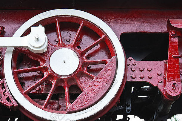 关闭细节古董蒸汽引擎机车轮
