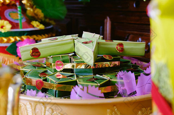 丈夫蛋糕-越南传统婚礼用的配偶蛋糕（Phu The）。