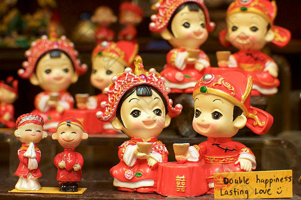 关闭美丽的中国人微型小雕像捕获中央市场(泥马来西亚