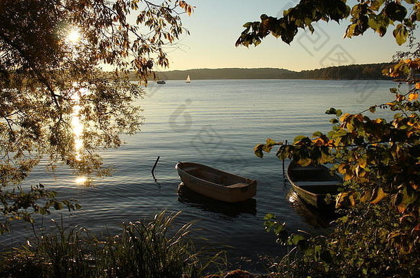 波兰奥尔斯廷乌基尔湖的小船
