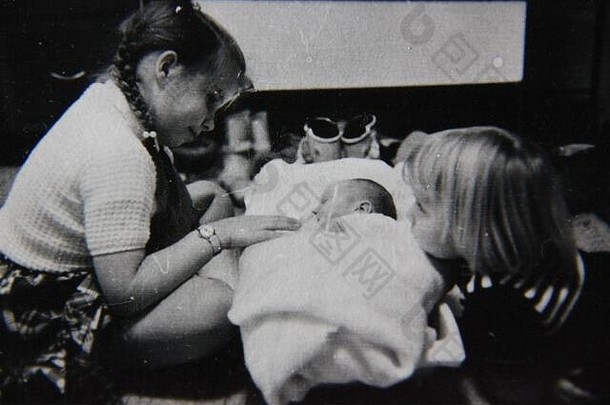 细古董黑色的白色极端的摄影会议兄弟姐妹包括新生儿婴儿
