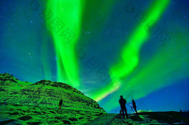 视图北部光摄影师期待丘奇费尔山冰岛