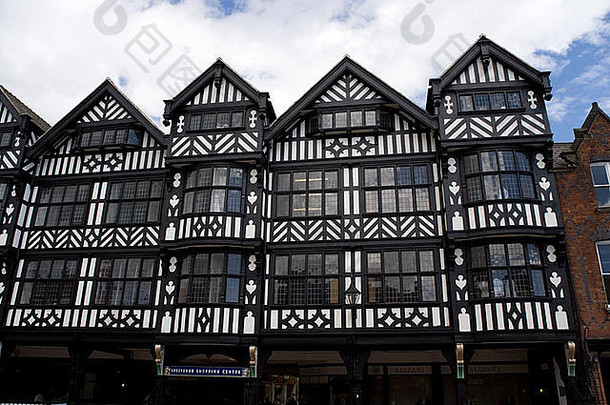一半木制的建筑集行中心中世纪的城市切斯特英格兰