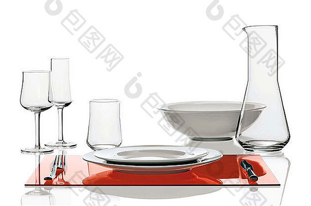 白色背景上的空碗、盘子、杯子和玻璃杯