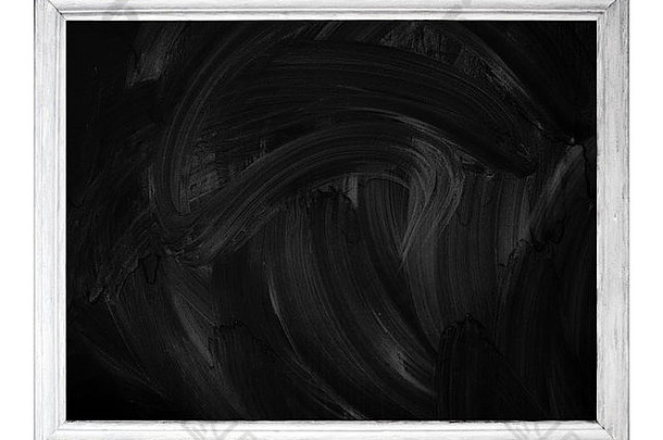 白色木质框架内的黑色空白黑板，隔离在白色地板上
