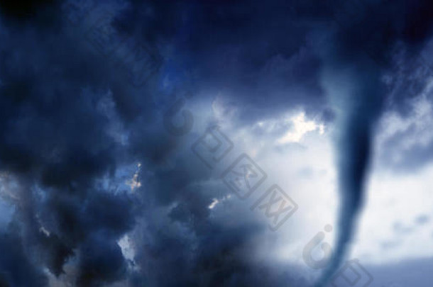 云景概念图带有乌云的风暴和接近龙卷风的图像