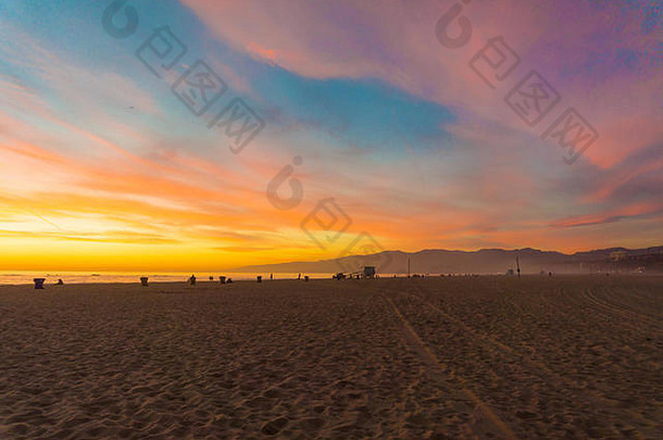 加利福尼亚威尼斯海滩的日落