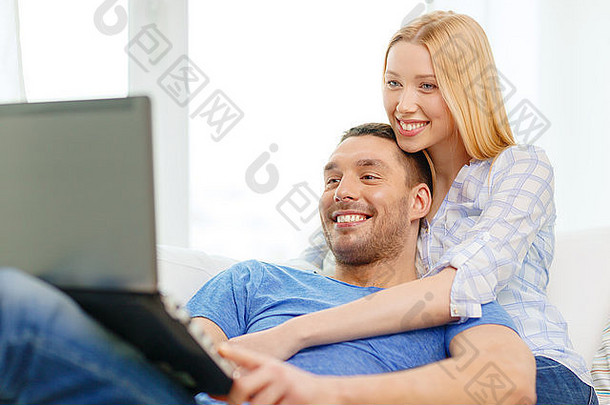 微笑快乐夫妇移动PC首页