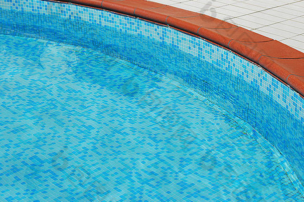 <strong>清洁</strong>水美丽的绿松石游泳池细节背景