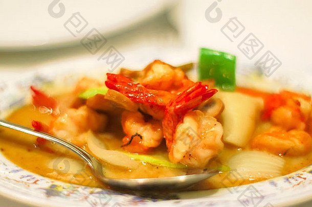 泰国绿<strong>咖喱虾</strong>。